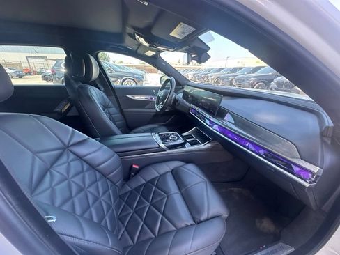 Used 2023 BMW 740i w/ Parking Assistance Package RWD image 17