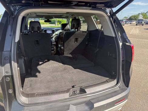 Used 2018 GMC Acadia SLT AWD/4WD image 7