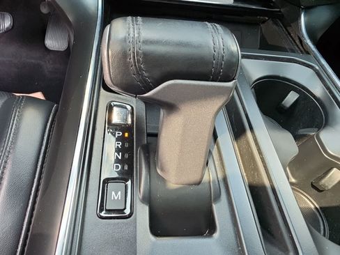 Certified 2022 Ford F150 Raptor w/ Raptor 37 Performance Package AWD/4WD image 26