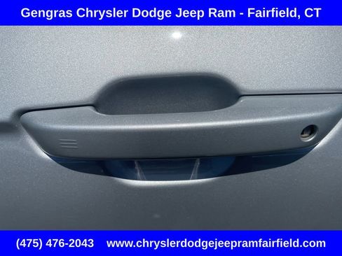 Certified 2024 Jeep Grand Cherokee Altitude AWD/4WD image 42