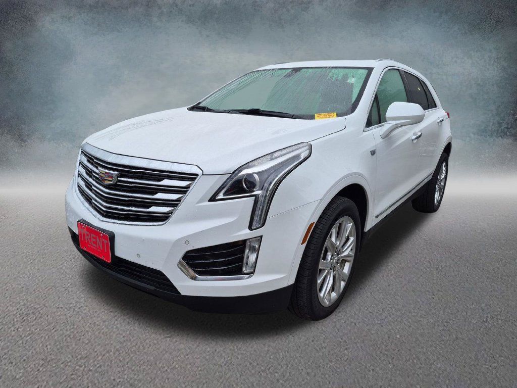 Used 2018 Cadillac XT5 Luxury FWD image 2