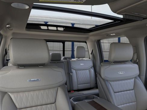 New 2026 Ford F450 Platinum image 21