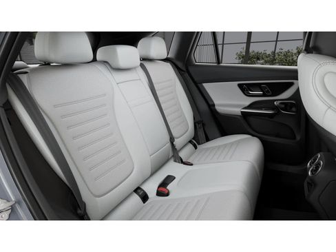 New 2026 Mercedes-Benz GLC 300 4MATIC image 4