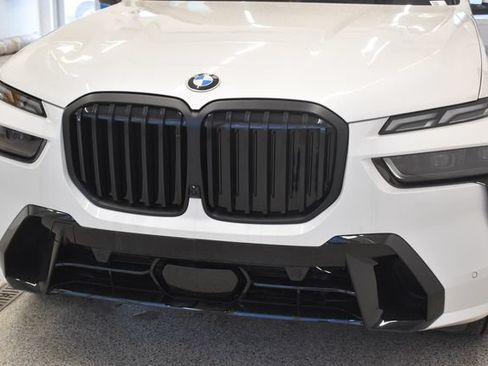New 2027 BMW X7 xDrive40i w/ M Sport Package AWD/4WD image 16