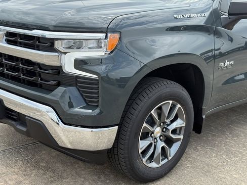 New 2026 Chevrolet Silverado 1500 LT image 2