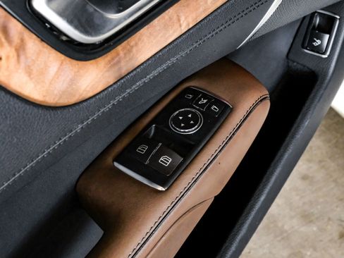 Used 2016 Mercedes-Benz SL 400 SL 400 Roadster image 37