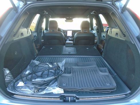 Used 2024 Volvo XC60 T8 Ultimate w/ Protection Package Premier image 39