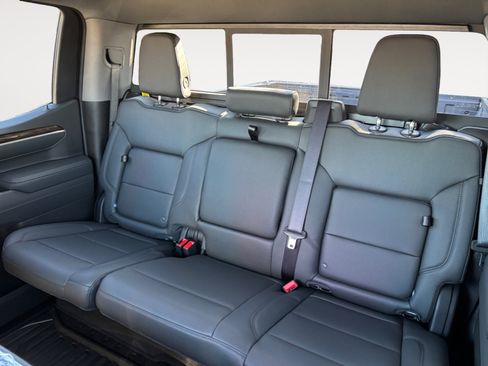 New 2026 GMC Sierra 1500 Elevation w/ Elevation Premium Package AWD/4WD image 24