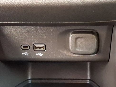 Used 2025 Buick Envista Sport Touring w/ Convenience I Package image 25