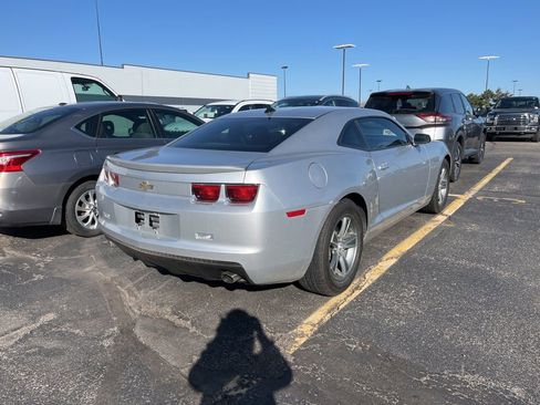 Used 2012 Chevrolet Camaro LS RWD image 4