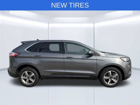 Used 2024 Ford Edge SEL w/ Convenience Package AWD/4WD image 2