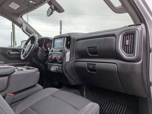 Used 2022 Chevrolet Silverado 1500 LT w/ Safety Package image 22