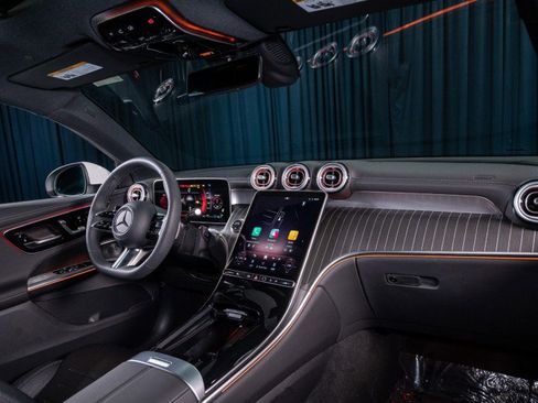 New 2026 Mercedes-Benz GLC 300 4MATIC image 4