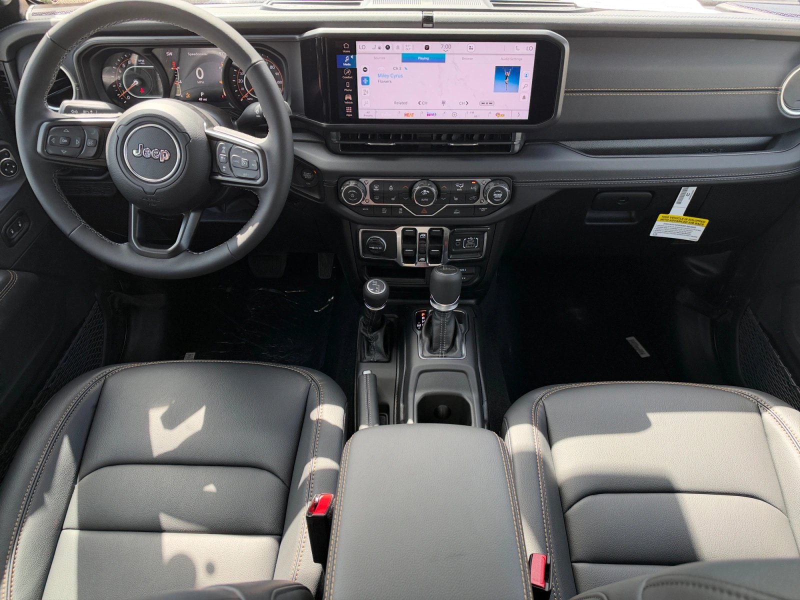 New 2026 Jeep Gladiator Sport AWD/4WD image 16