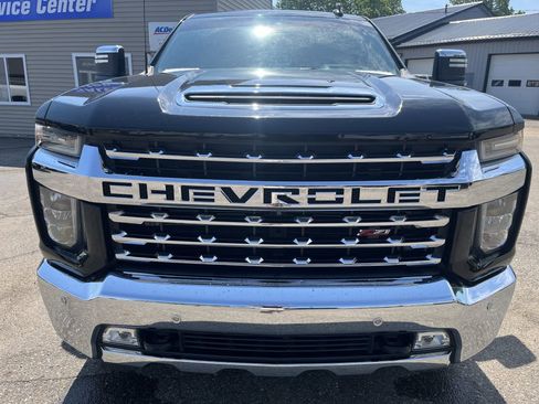 Used 2020 Chevrolet Silverado 2500 LTZ w/ LTZ Premium Package AWD/4WD image 3