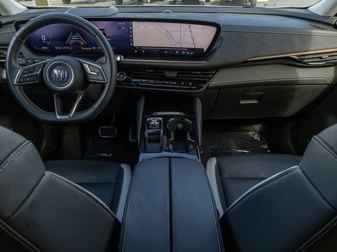 Used 2025 Buick Envision Sport Touring image 21