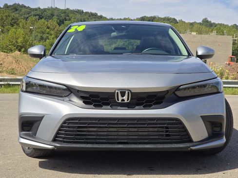 Used 2024 Honda Civic EX-L image 11