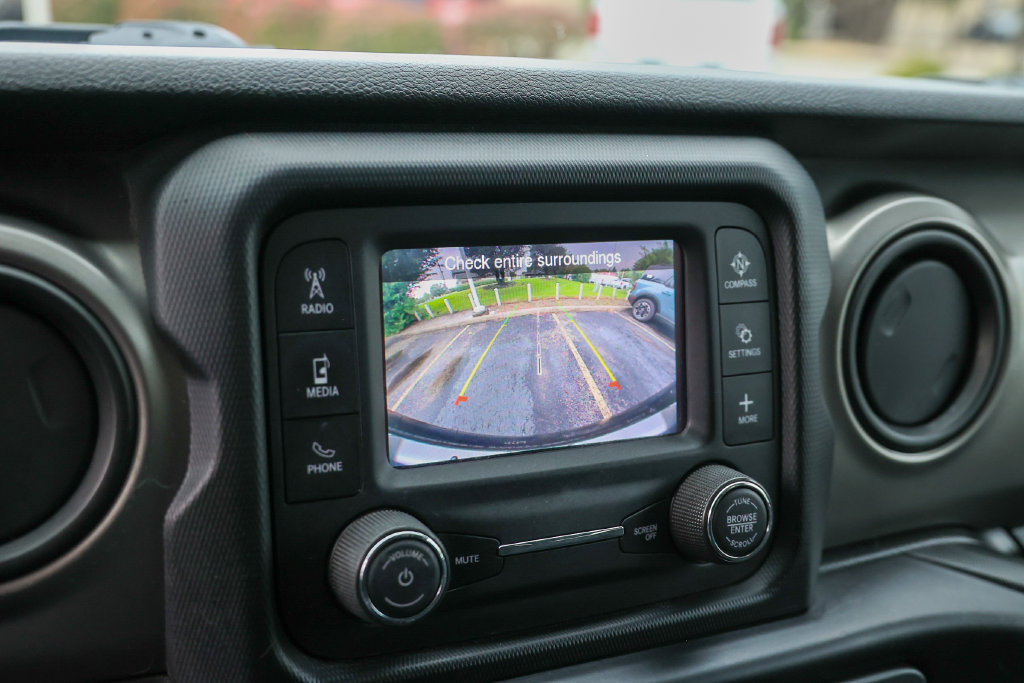 Used 2020 Jeep Wrangler Unlimited Sport S AWD/4WD image 14