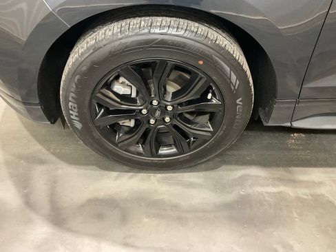Used 2024 Ford Edge SE w/ Black Appearance Package AWD/4WD image 6