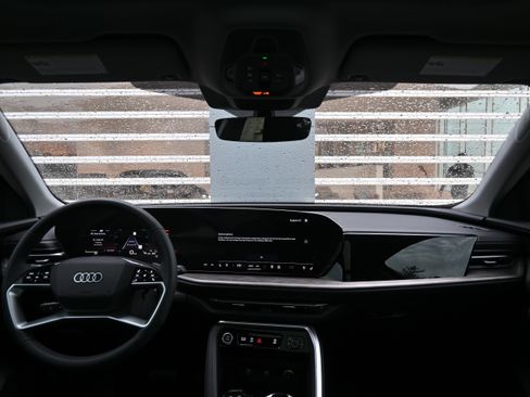 Used 2025 Audi Q5 Premium Plus image 17