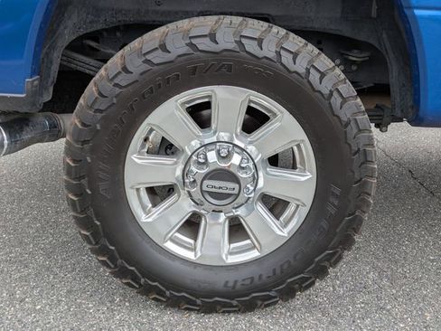 Used 2022 Ford F250 Platinum AWD/4WD image 9