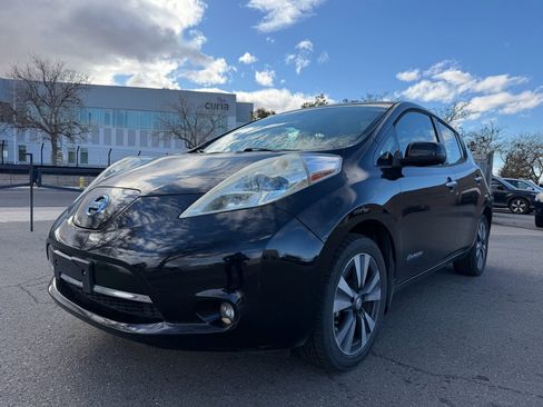 Used 2015 Nissan Leaf SL image 1