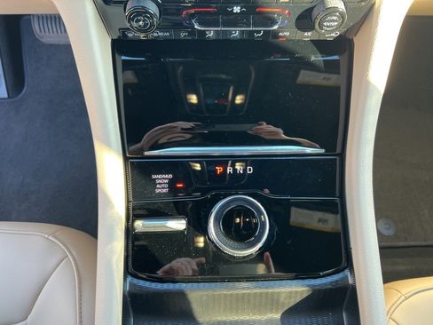 New 2025 Jeep Grand Cherokee L Limited image 17