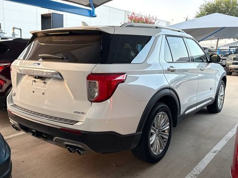 Used 2024 Ford Explorer King Ranch w/ Technology Package AWD/4WD image 7