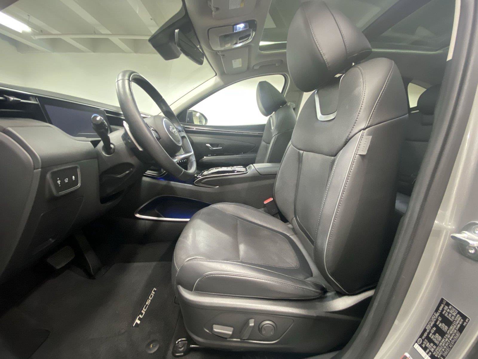 Used 2023 Hyundai Tucson Limited AWD/4WD image 17