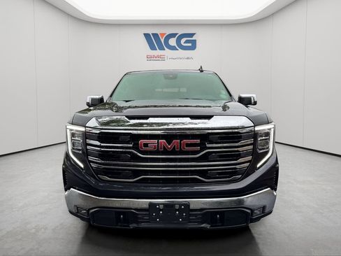 Used 2024 GMC Sierra 1500 SLT w/ SLT Premium Package AWD/4WD image 2