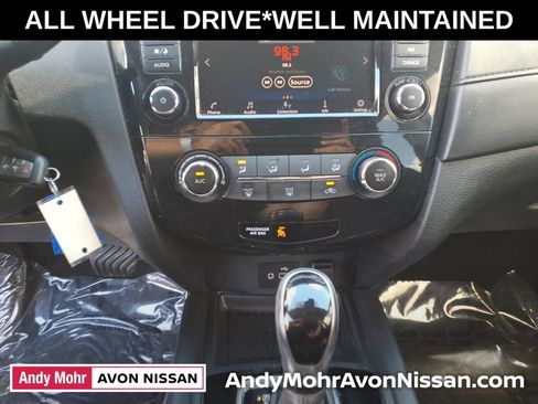 Used 2019 Nissan Rogue S w/ Special Edition Package AWD/4WD image 27