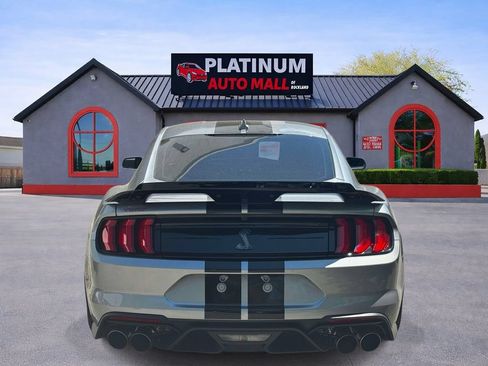 Used 2021 Ford Mustang Shelby GT500 w/ Technology Package RWD image 5