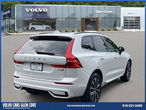 Certified 2024 Volvo XC60 B5 Plus w/ Protection Package Premier image 4