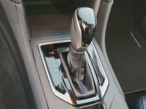 Used 2019 Subaru Crosstrek Hybrid w/ Moonroof Package w/Navigation image 15