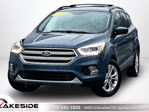 Used 2018 Ford Escape SEL image 1
