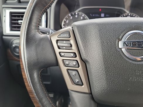 Used 2021 Nissan Titan Platinum Reserve w/ Moonroof Package image 14