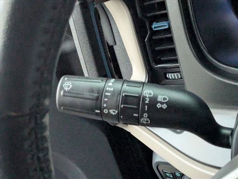 Used 2022 Ford Bronco Wildtrak image 23