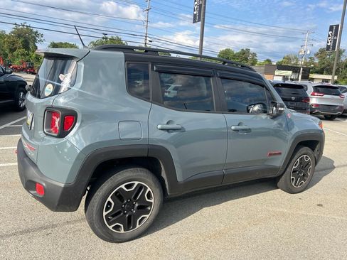 Used 2017 Jeep Renegade Trailhawk w/ Safety & Security Group AWD/4WD image 6
