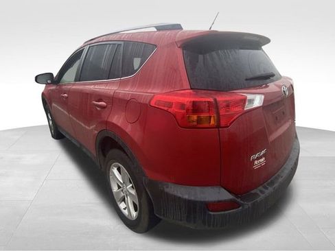 Used 2013 Toyota RAV4 XLE image 9