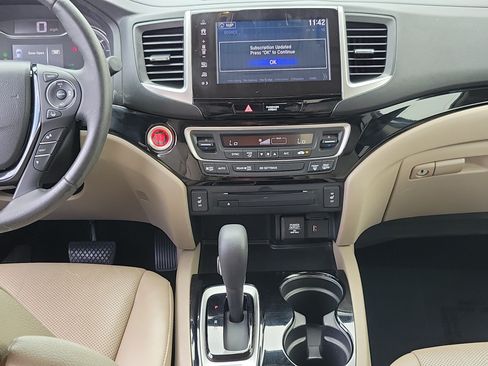 Used 2018 Honda Ridgeline RTL-E image 19
