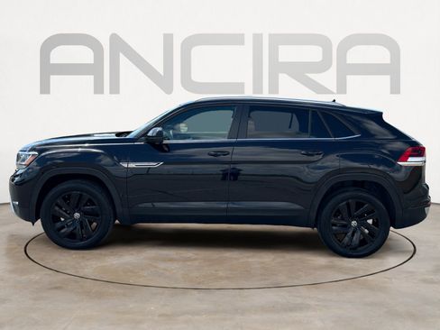Used 2023 Volkswagen Atlas Cross Sport SE w/ Panoramic Sunroof Package FWD image 7