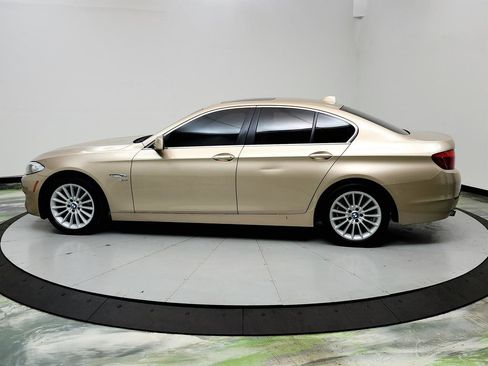 Used 2011 BMW 535i xDrive Sedan image 8