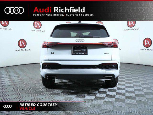 Certified 2025 Audi Q5 Premium w/ Convenience Package AWD/4WD image 7