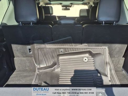 Used 2025 Ford Expedition Platinum w/ Driver's Package image 5