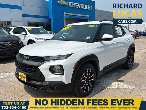 Used 2023 Chevrolet TrailBlazer ACTIV FWD image 1