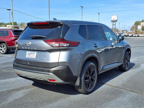 Used 2023 Nissan Rogue SV AWD/4WD image 18