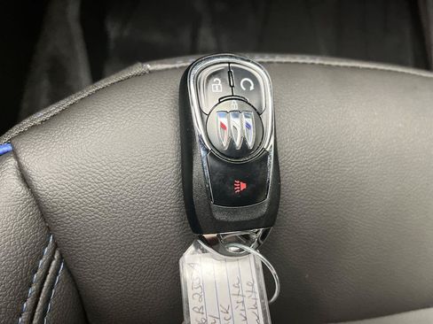 Certified 2024 Buick Envista Sport Touring w/ Convenience I Package FWD image 25