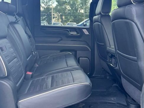 Used 2025 GMC Sierra 2500 AT4X AWD/4WD image 11