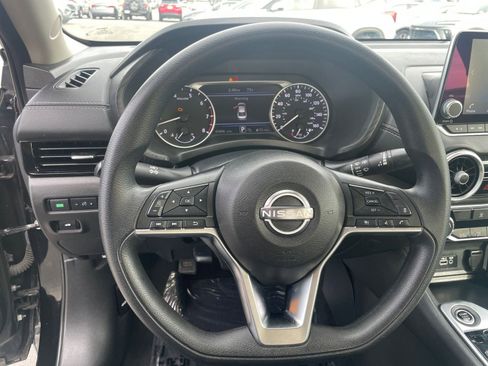 Used 2024 Nissan Sentra SV image 28