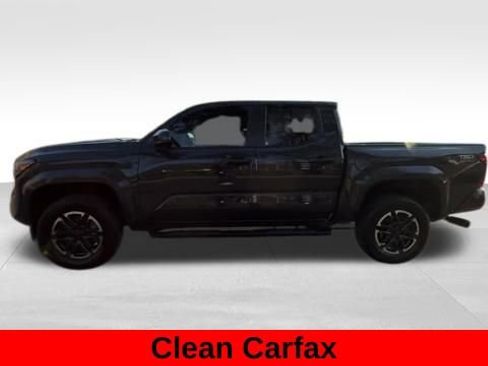 Used 2024 Toyota Tacoma TRD Sport image 3
